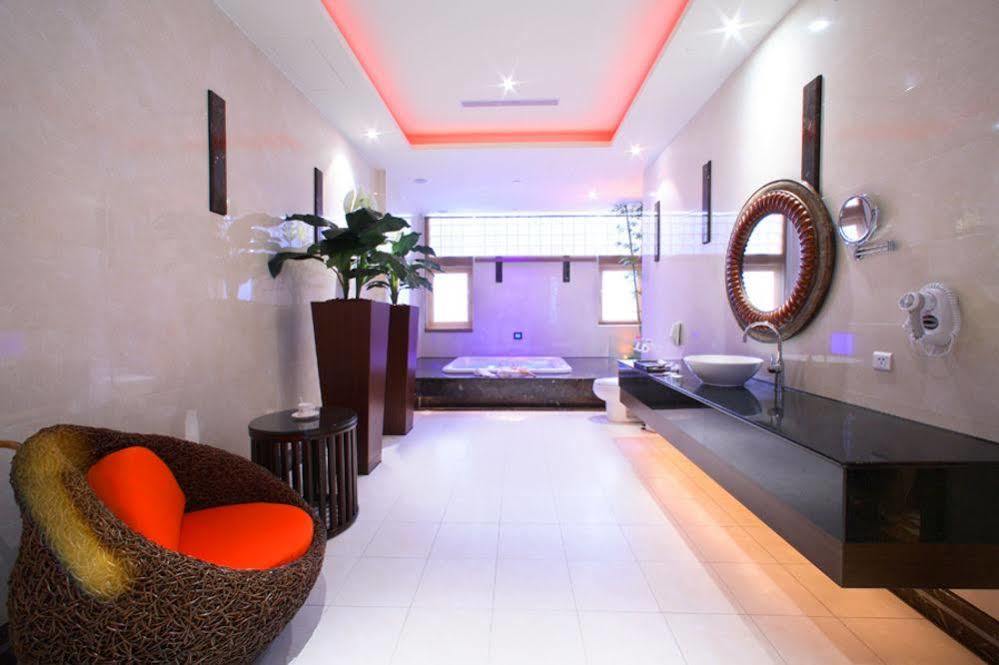 Amain Boutique Motel - Tucheng 217 Εξωτερικό φωτογραφία